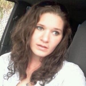 Meet your Posher, Maegan